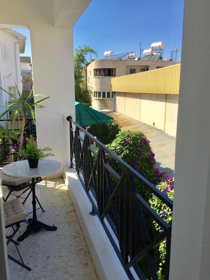 Vangelios Apartments パ フォス エクステリア 写真